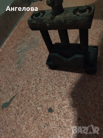 Тръбно менгеме, снимка 2 - Менгемета - 52618249