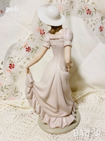 порцеланова статуетка Nao, снимка 4 - Статуетки - 51641539