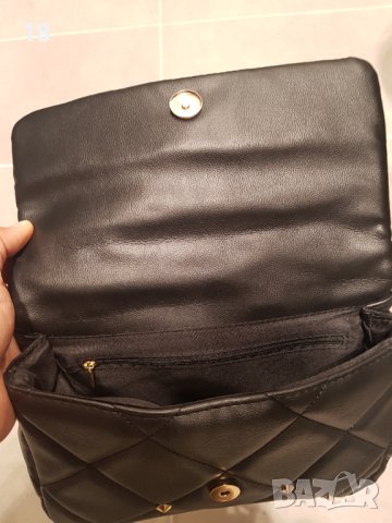 Дамски чанти, снимка 3 - Чанти - 40495590