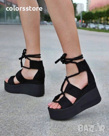 Сандали на платформа - черен велур с черно ходило и черни връзки - 311 