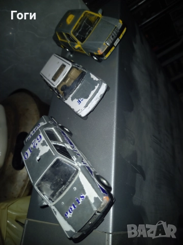 Метални колички 3 броя , снимка 2 - Коли, камиони, мотори, писти - 52950064