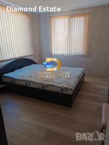 Двуетажна къща в град Гълъбово, снимка 5 - Къщи - 50572091