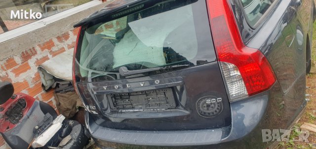 Врата 》Врати》Заден капак 》Волво В50 》Volvo V50  2010г, снимка 4 - Части - 40247475