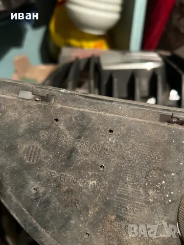 Халоген за Мерцедес в180 2013година, снимка 2 - Части - 47818939