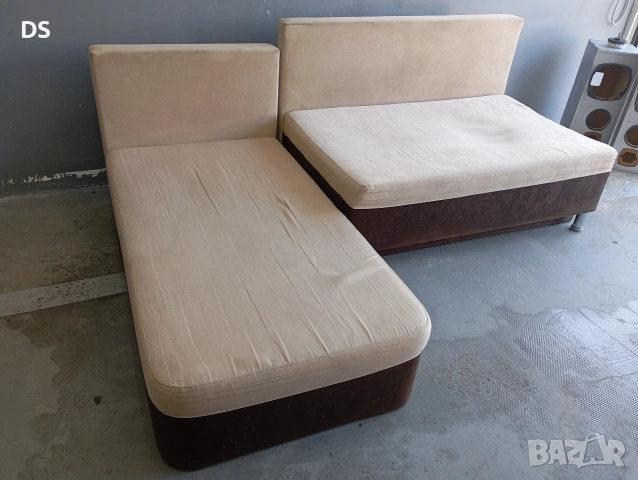 Ъглов диван 