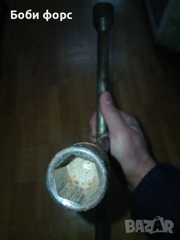 Оргинален руски кръстат ключ много здрав , снимка 15 - Аксесоари и консумативи - 53664560