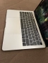 13" MacBook Pro А2159 Touch/2019/-i5/8GB RAM/128GB SSD, снимка 3