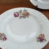 Стар български порцелан чинии плитки, снимка 8 - Антикварни и старинни предмети - 35849186
