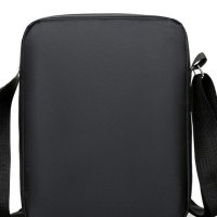 Мъжка стилна чанта за рамо в черно, снимка 6 - Чанти - 41755682