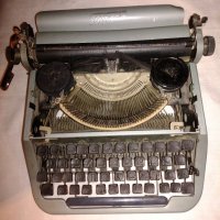 Пишеща машина , снимка 1 - Други ценни предмети - 34571558