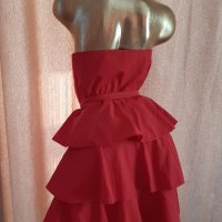 Papaya L/XL Корсетна червена рокля на волани, снимка 3 - Рокли - 38801840