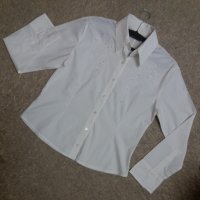 Бяла риза с бродерия и пайети върху бродерията, снимка 1 - Ризи - 41163246