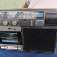 TELEFUNKEN RC 760 Радиокасетофон, снимка 3 - Радиокасетофони, транзистори - 44589799