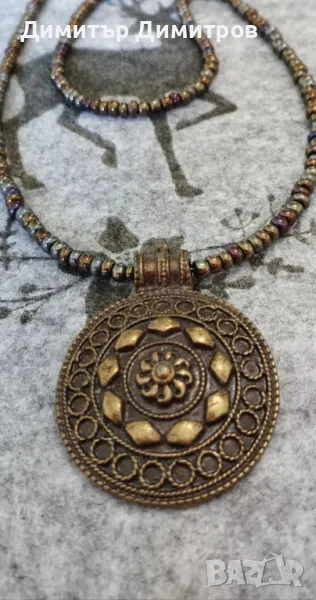 Дамско колие с чешки мъниста. Бижута Луди гъби., снимка 1