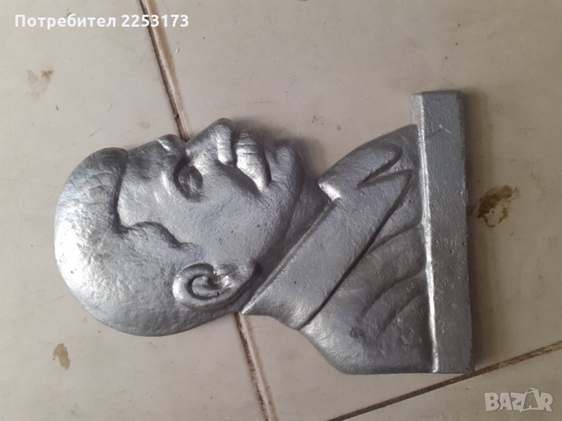 Алуминиеви лят бюст Сталин, снимка 1