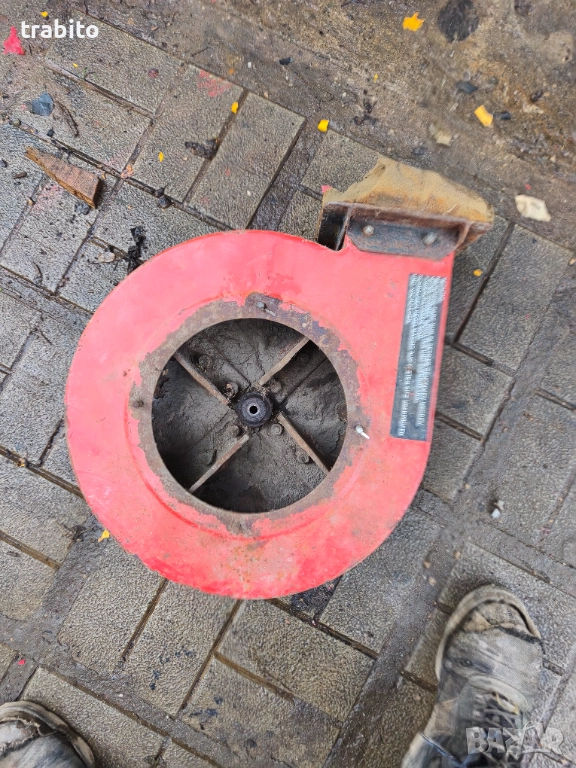 Турбина от бензинова смукачка за листа, снимка 1