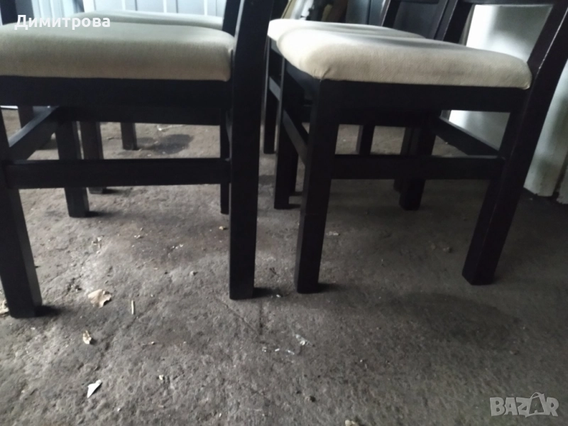 Трапезна маса с 4 стола, снимка 1