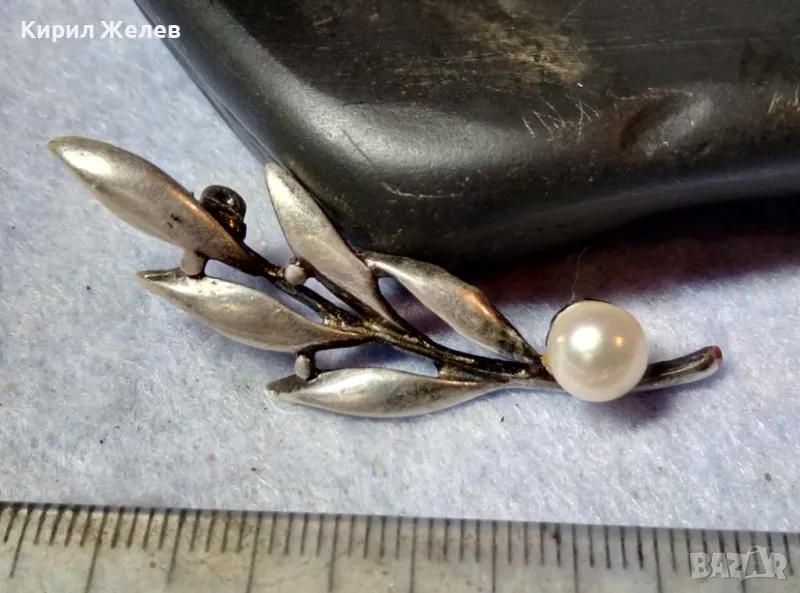 Старинна ФЛОРАЛНА ПЕРЛЕНА СРЕБЪРНА БРОШКА ЛАКИРАНО СРЕБРО ВИСОКА ПРОБА с ЕСТЕСТВЕНА БЯЛА ПЕРЛА 48255, снимка 1