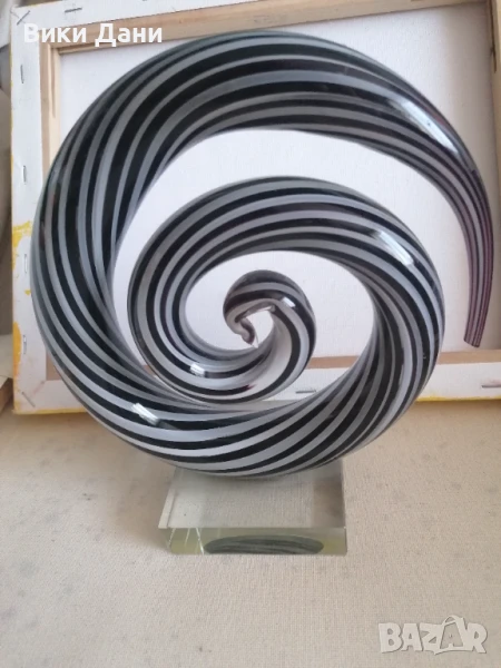 Оригинална Морано скулптура с кристална прозрачна основа, снимка 1