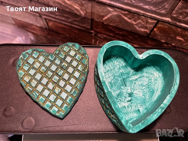 Кутийка за бижута – Ръчна изработка от акрилна смола, снимка 10 - Ръчно изработени сувенири - 52980445