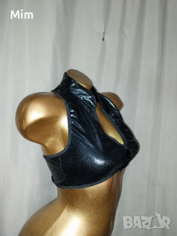 S/M Черно бюстие от еластична еко кожа , снимка 4 - Корсети, бюстиета, топове - 51381639