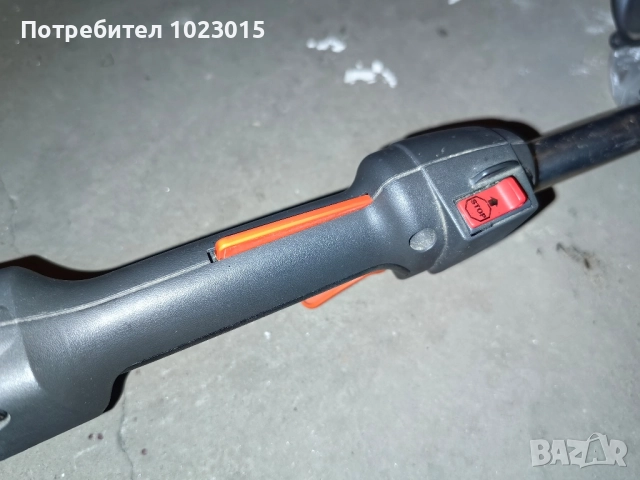 Husqvarna 327 ldx бензинов тример, шведско производство много запазен. , снимка 4 - Градинска техника - 45809768