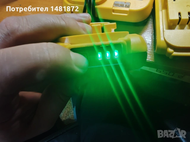 зарядно +две батерии перфектни 24V, снимка 2 - Други инструменти - 53695927