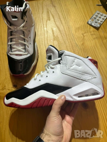 Чисто нови кецове Nike Air Jordan B'Loyal (White/Red/Black) – Номер 43