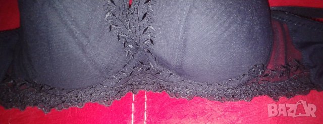 Нов черен сутиен, 80 В, снимка 2 - Бельо - 41225003