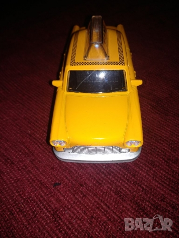 Жълтото такси ...метална кола, снимка 6 - Коли, камиони, мотори, писти - 19696411