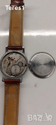 Часовник - ретро - ПОБЕДА - рядък, снимка 5 - Антикварни и старинни предмети - 50659249