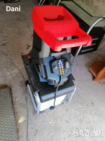 Ножова дробилка за клони Scheppach , снимка 4 - Градинска техника - 49976354