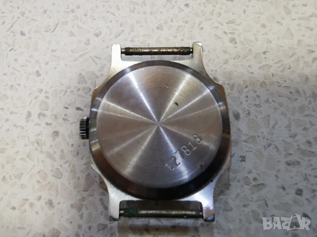 часовник победа, снимка 4 - Антикварни и старинни предмети - 51176015