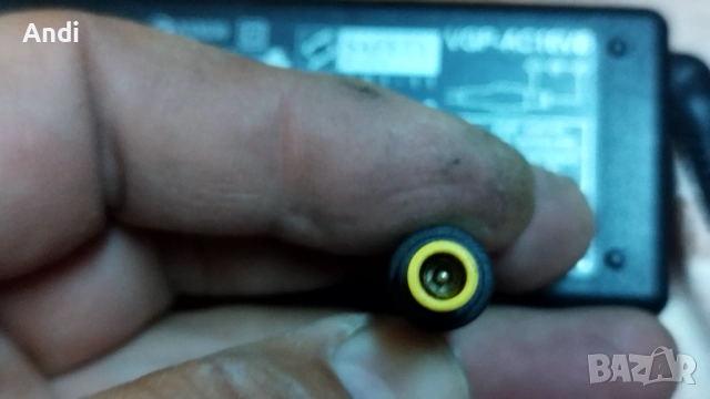 Захранване - Адаптер SONY VAIO 16V / 4.0A VGP-AC16V8 оригинален, снимка 3 - Захранвания и кутии - 52347154