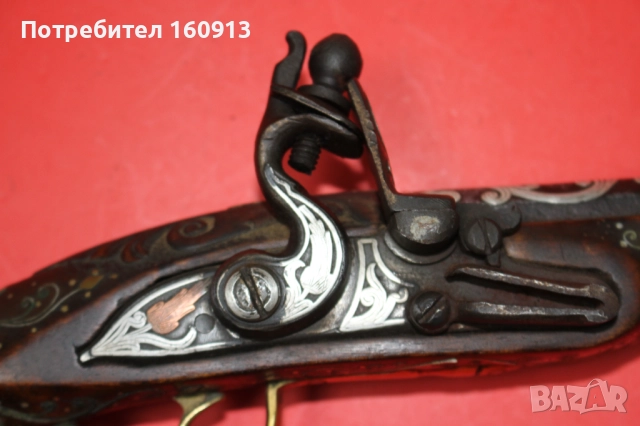 Кремъчен пистолет с орнаменти и сребро по цевта. Работещ., снимка 11 - Антикварни и старинни предмети - 52828988