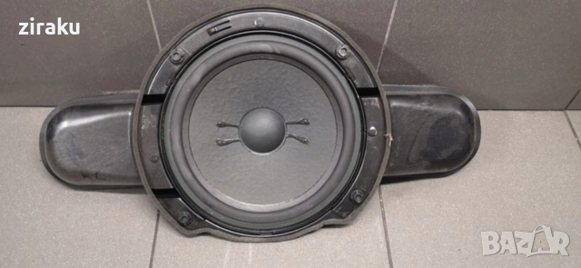 Заден басов говорител за w211