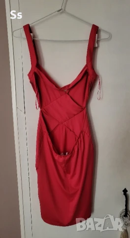 къса коктейлна рокля с гол гръб в цикламен цвят, снимка 2 - Рокли - 51095771