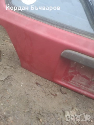 Перфектен заден капак червен цвят за VW Golf Mk2, снимка 2 - Части - 52832603