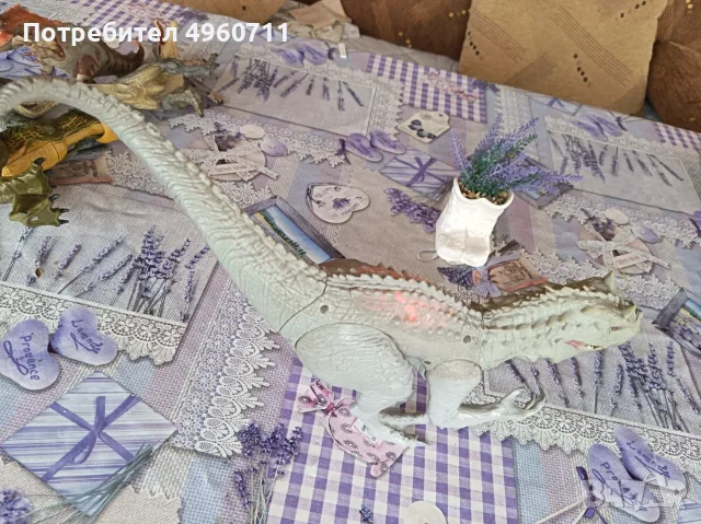 Реалистични макети на динозаври