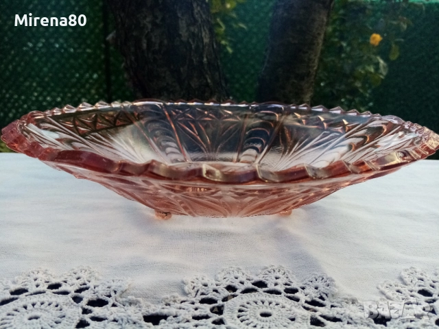 Българска фруктиера розово стъкло , снимка 2 - Чинии - 52280343