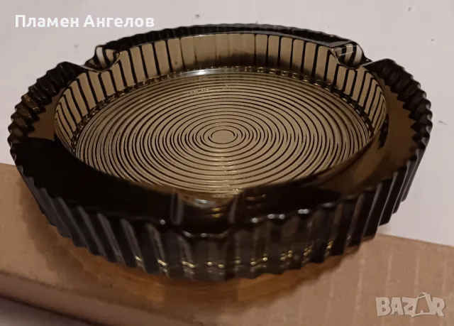 Българско стъкло, старото българско производство. Стар стъклен пепелник. , снимка 3 - Други - 49622271