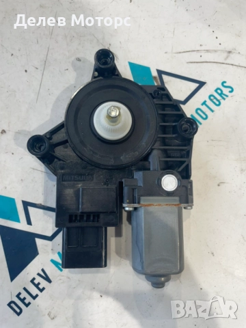 Моторче стъклоповдигвач за предна лява врата 9832841680 от Citroen C4 3B 1.5 Blue HDI, 131 ph.