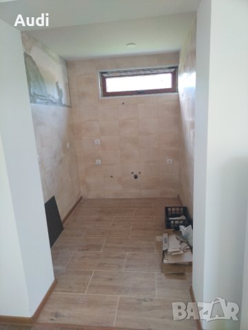 Продавам двуетажна тухлена къща с гараж в с. Присово Ремонтирани баня и кухня!  Поставени нови интер, снимка 9 - Къщи - 41086010