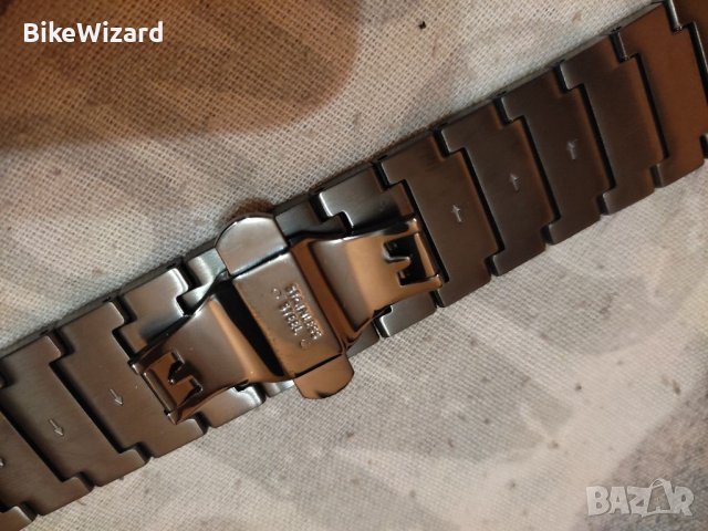 Garmin Fenix 3 метална каишка НОВА, снимка 4 - Каишки за часовници - 41718198