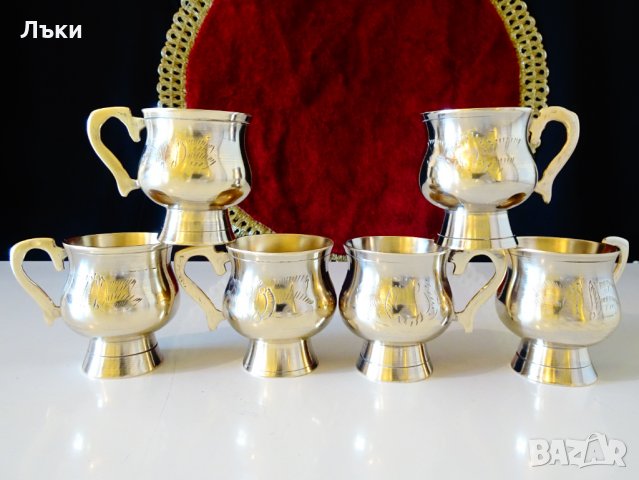 Бронзови чаши за ракия,столче,гравирани. , снимка 7 - Антикварни и старинни предмети - 35950959