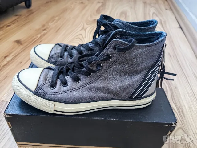 Дамски кецове CONVERSE оригинал, N'39, естествена кожа, сребристи т. сиви, много запазени, снимка 3 - Кецове - 18102340