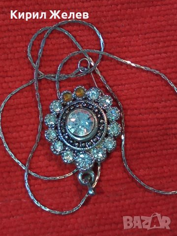 СРЕБРИСТО ВИНТИДЖ АРТ КОЛИЕ с МЕДАЛЬОН с ИСКРЯЩИ ФАСЕТИРАНИ КРИСТАЛИ 31797, снимка 9 - Колиета, медальони, синджири - 41682647