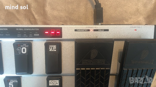Behringer FCB1010 Футсуич, снимка 12 - Китари - 51729312