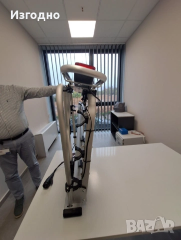 Багажник-стойка за велосипеди за теглич Fabbri Bicci Deluxe 3- Thule, снимка 8 - Аксесоари и консумативи - 53613889