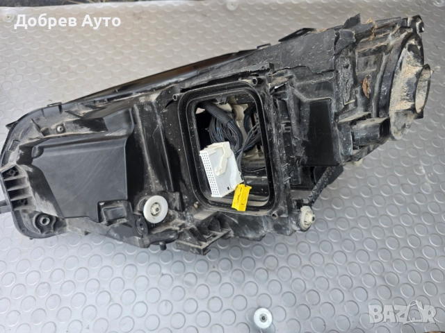 Счупен десен фар за Mercedes GLE Coupe W167 , снимка 3 - Части - 52550882